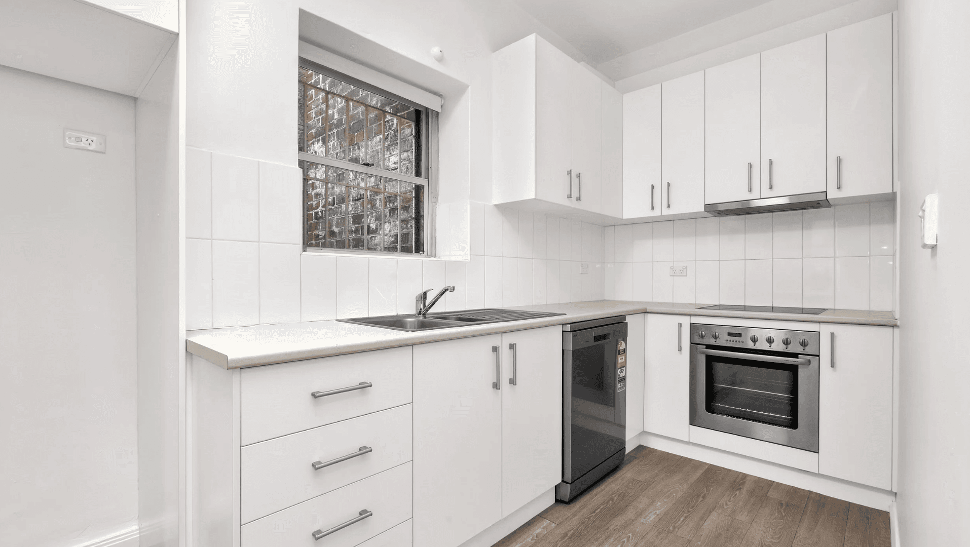 4/2-14 New South Head Road - Image 2