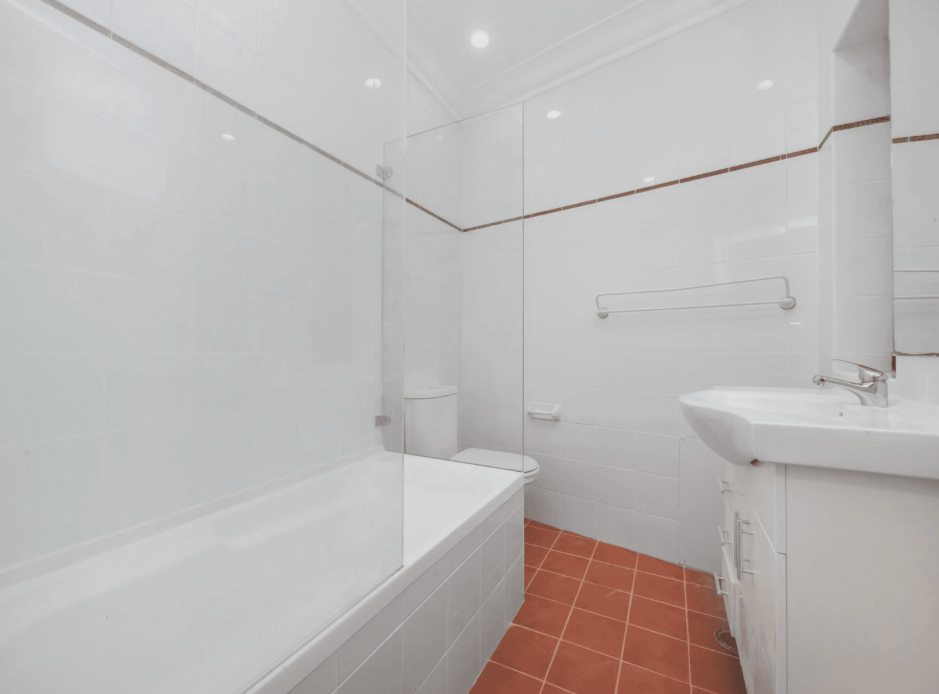 6/70 Arthur Street - Image 4