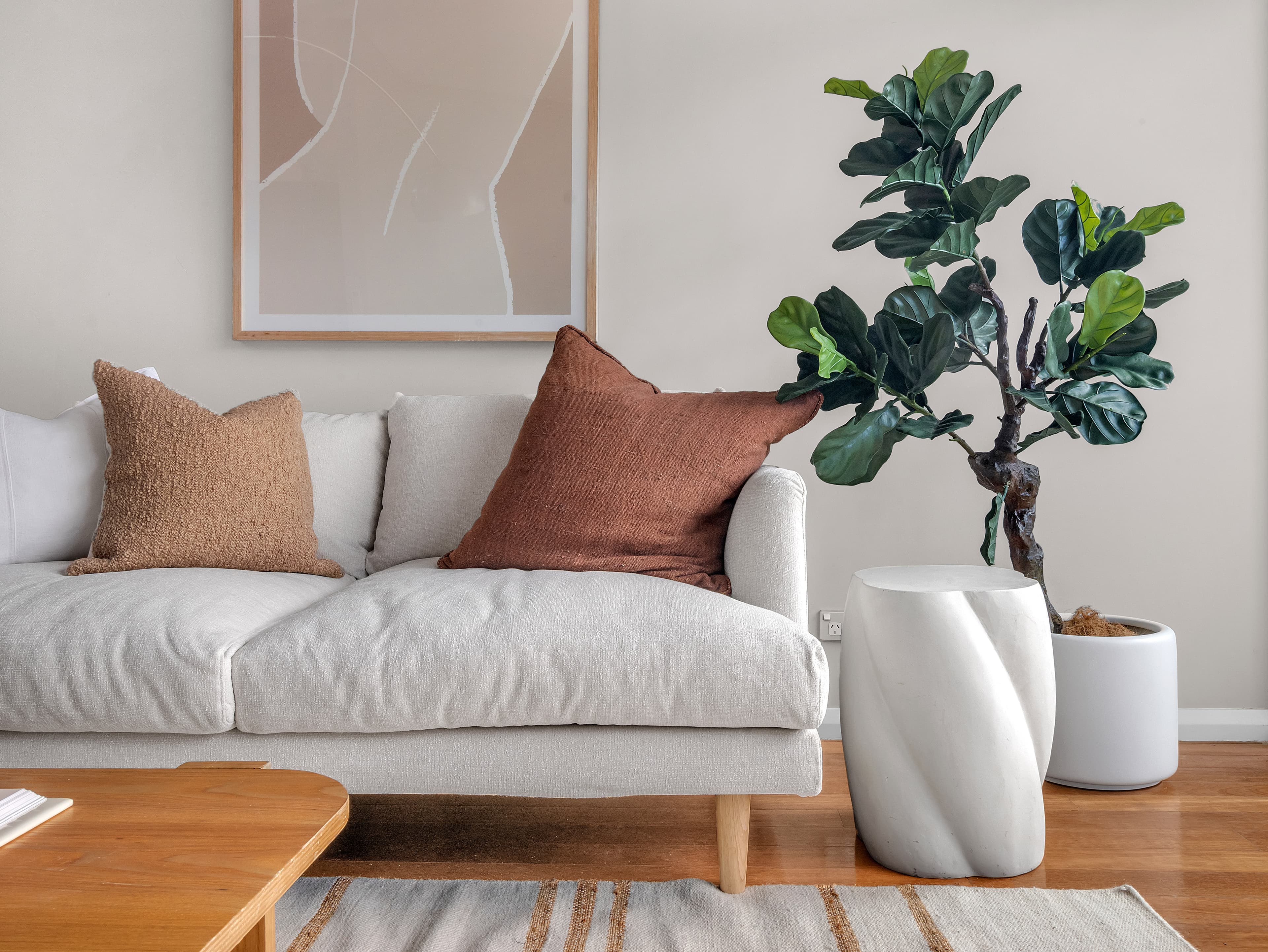 8/3 Hay Street - Image 3